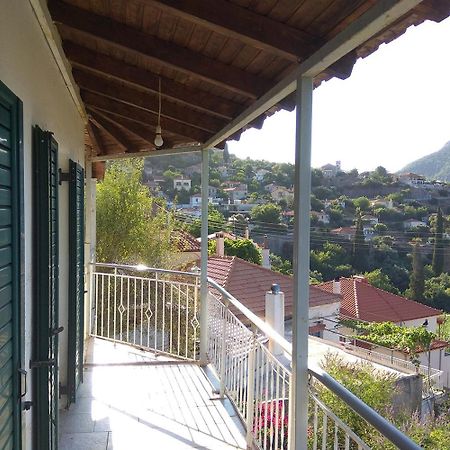 Vintage House With A Fantastic View Apartman Mavrommáti Kültér fotó